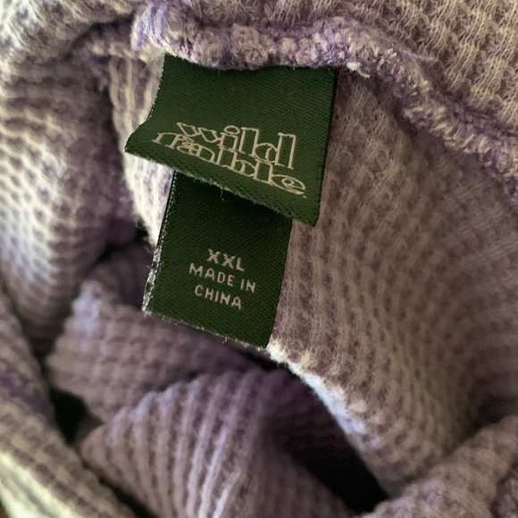 Cropped Waffle Knit Hoodie - Picture 3 of 4